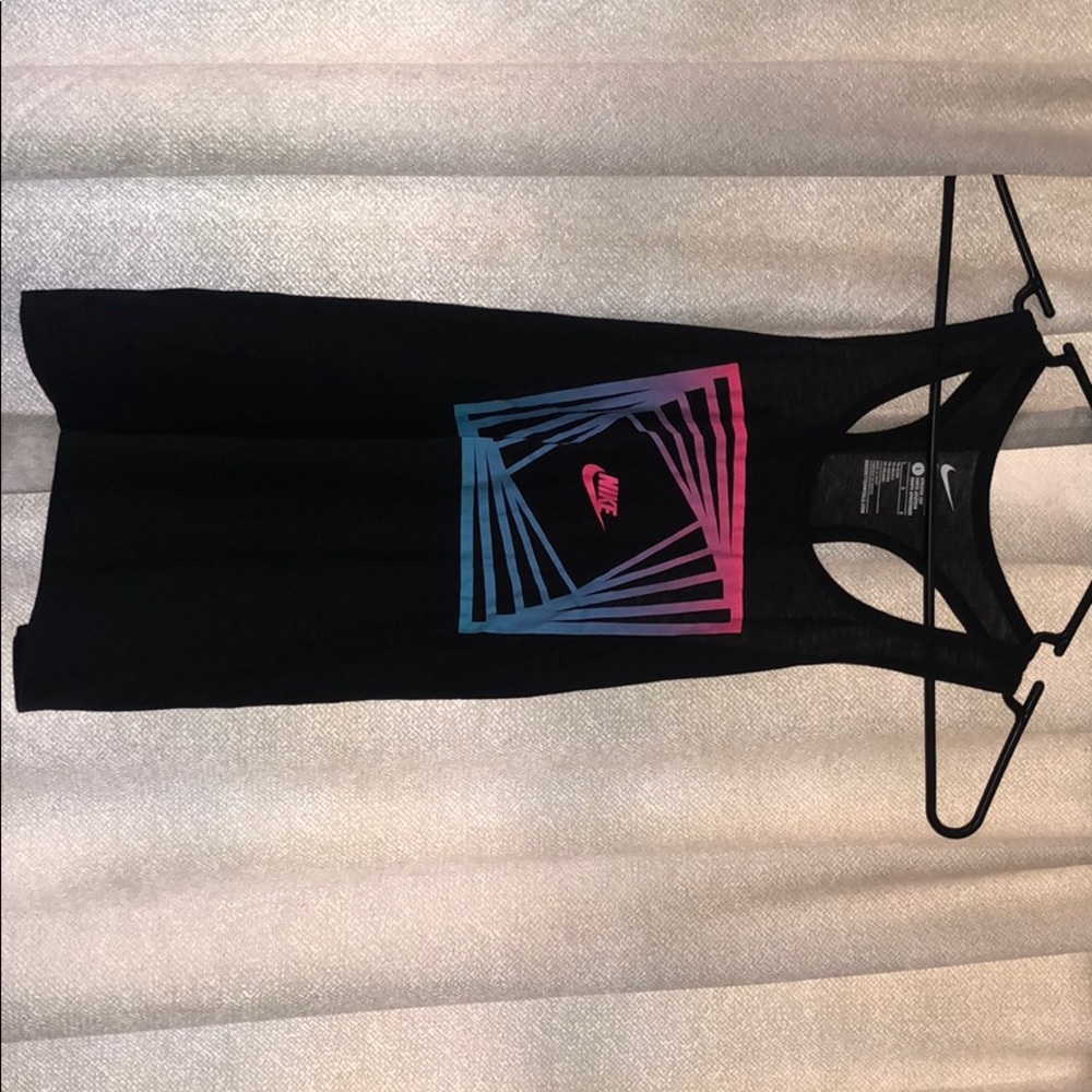 Cute tank!🤩